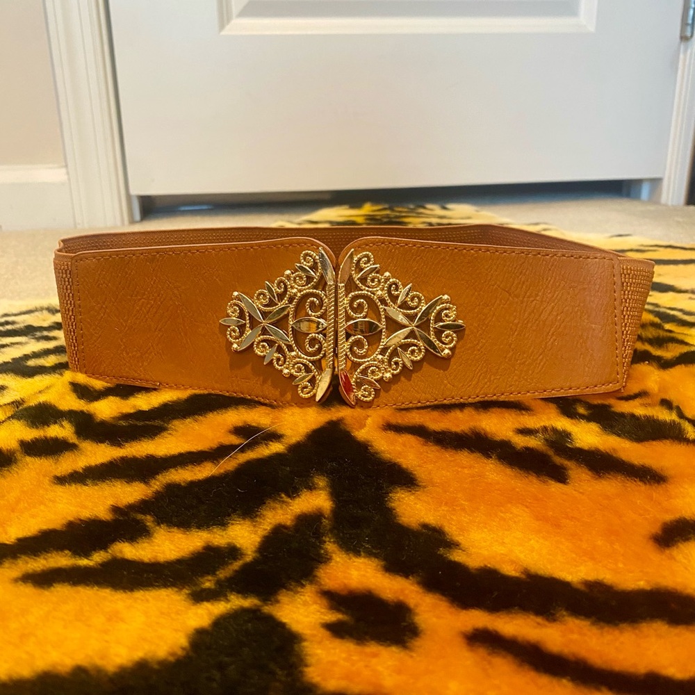 Francesca's Collections Tan Belt with Gold Filigree Buckle